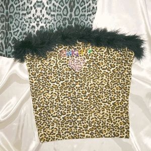 OMIGHTY cheetah crop top